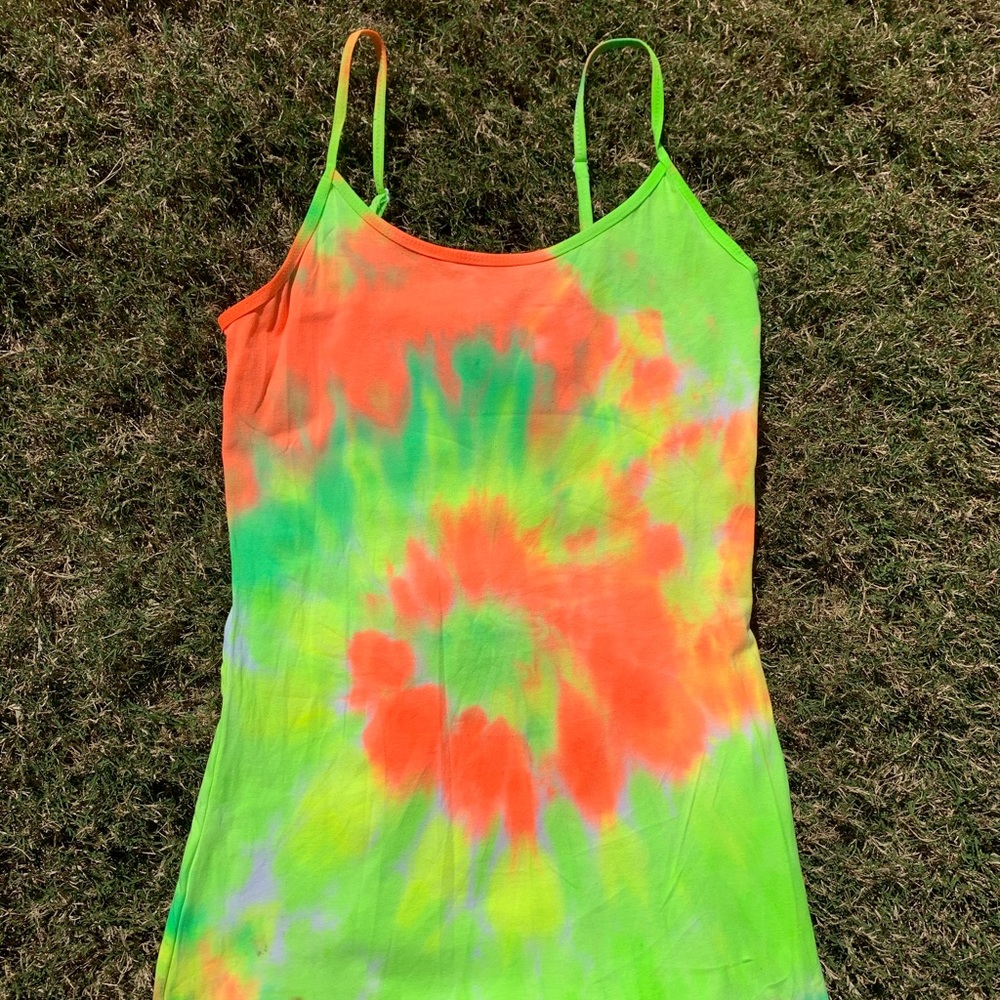 Neon sprial tie dye tank top